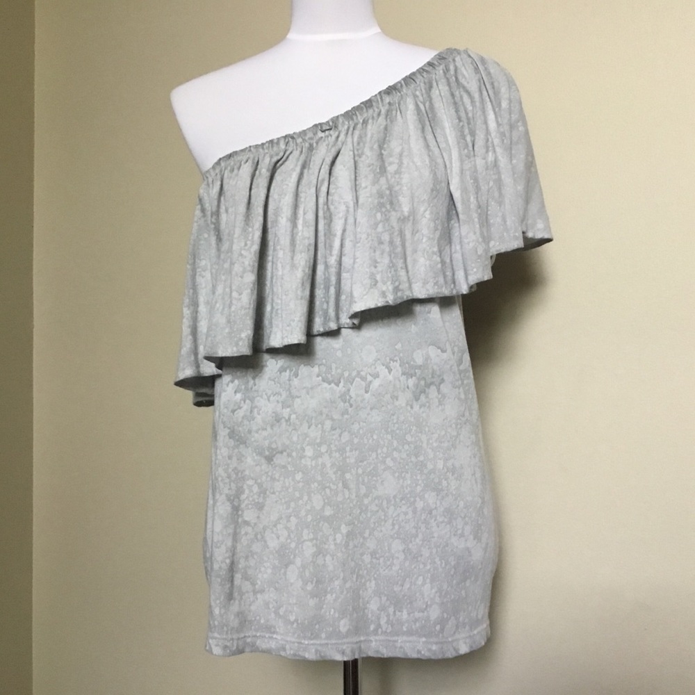 GIANNI BINI gray Tie Dye splatter 1 shoulder top L